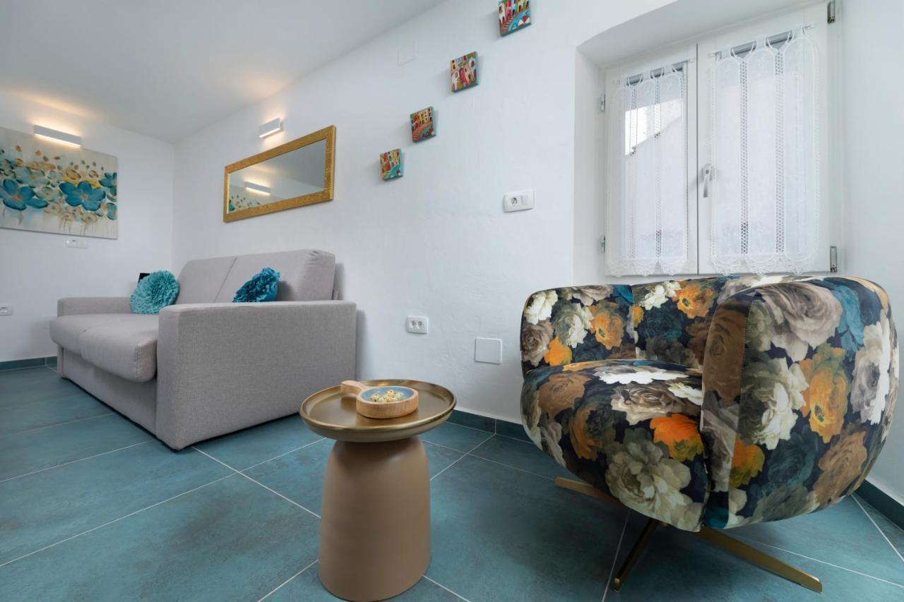 Studio, 70 Steps From The Beach 巴斯卡 外观 照片