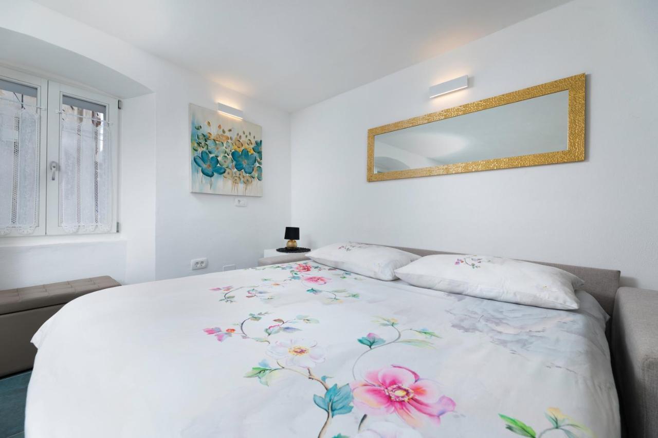 Studio, 70 Steps From The Beach 巴斯卡 外观 照片